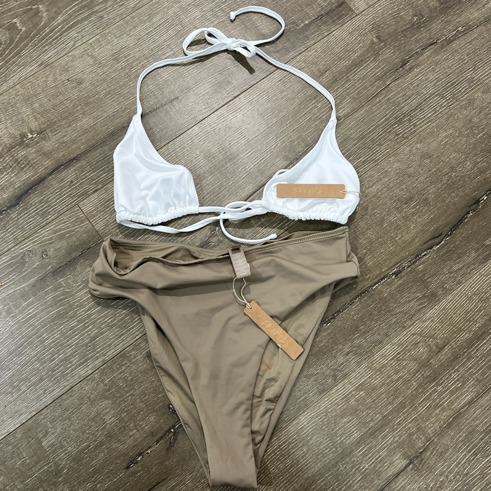 Skims swim